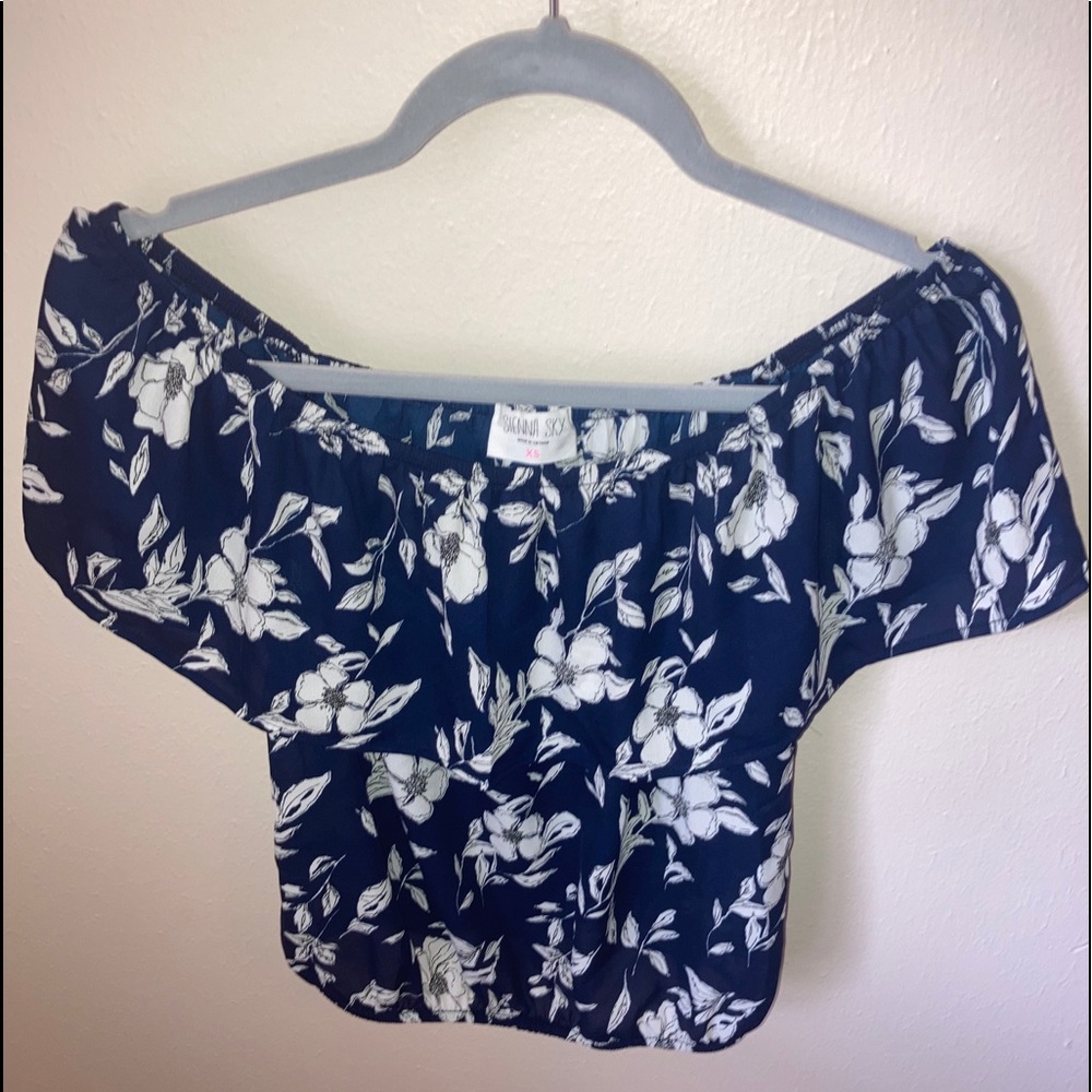 OFF THE SHOULDER FLORAL TOP